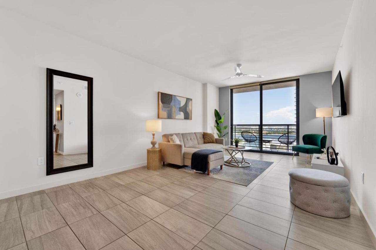Devereaux Miami Luxury One-Bedroom And Studios Luaran gambar