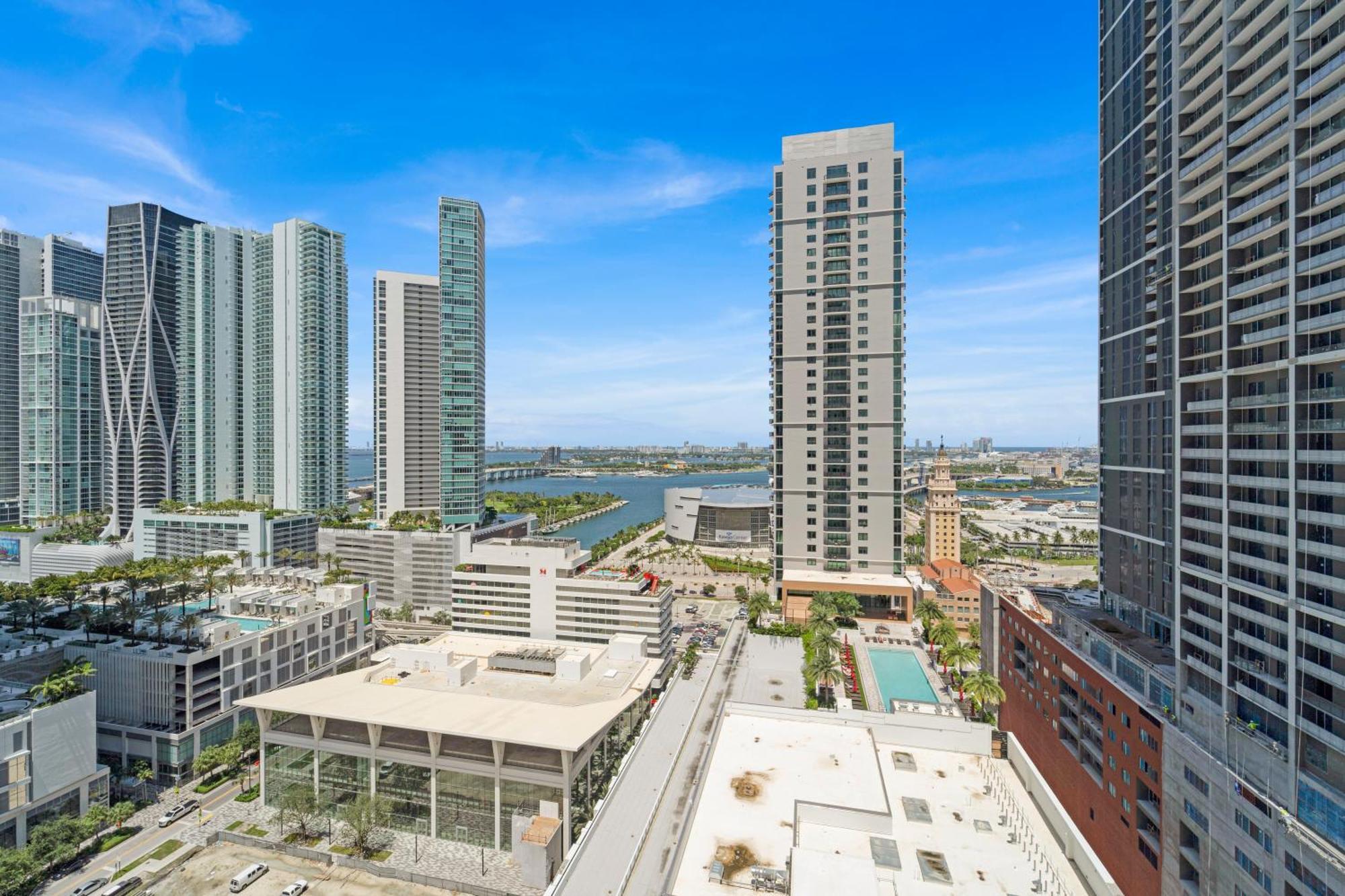 Devereaux Miami Luxury One-Bedroom And Studios Luaran gambar